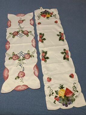 Table Runners Fruit and Floral